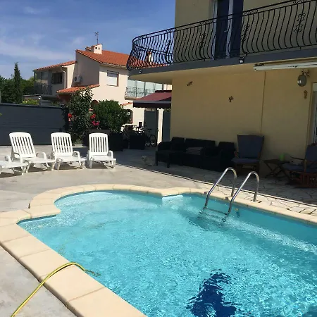 Bed & Breakfast De Valerie Saint-Cyprien (Pyrenees-Orientales)